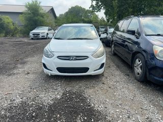 2016 Hyundai Accent SE - Exterior Front Center Image